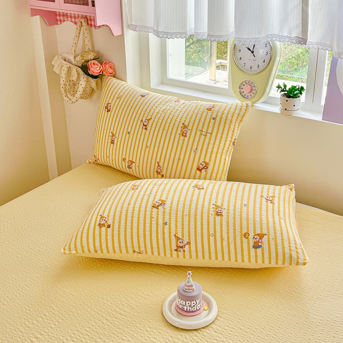 91家纺网 家纺一手货源 找家纺 利禾家纺 2026春夏新款泡芙纱简约夏被四件套夏凉被空调被 晚安星人-简约