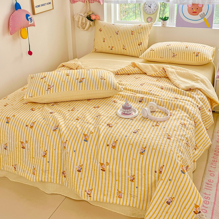 91家纺网 家纺一手货源 找家纺 利禾家纺 2026春夏新款泡芙纱简约夏被四件套夏凉被空调被 晚安星人-简约