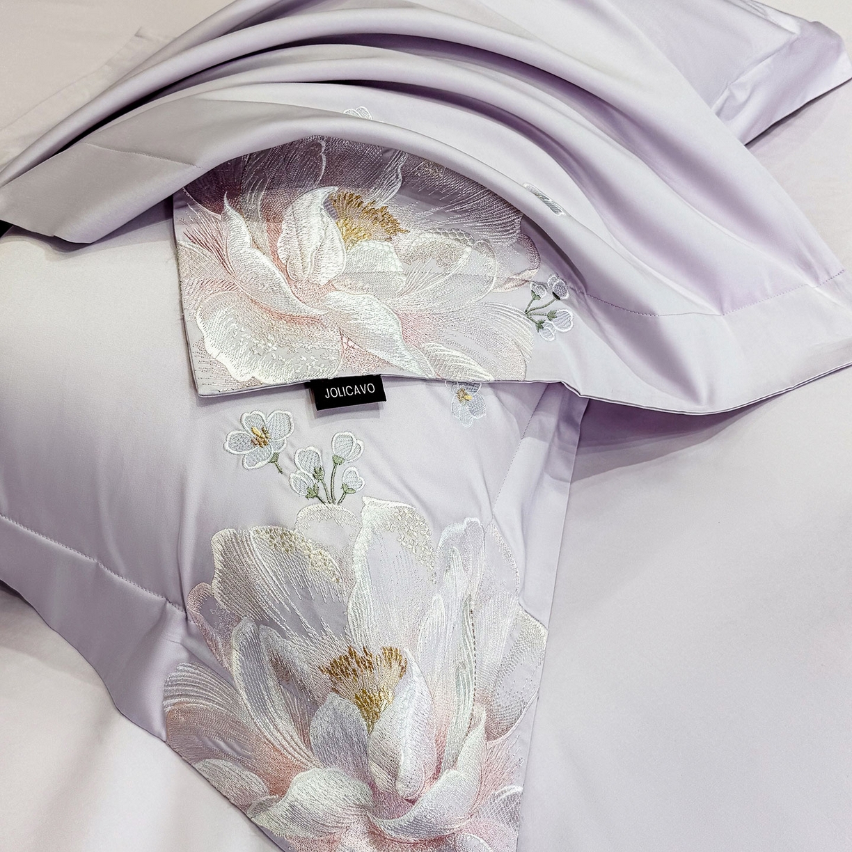 91家纺网 家纺一手货源 找家纺 2026新品高档轻奢风100支贡缎长绒棉纯棉四件套全棉重工刺绣被套床单床笠新品四季款床上用品 花影-黛紫