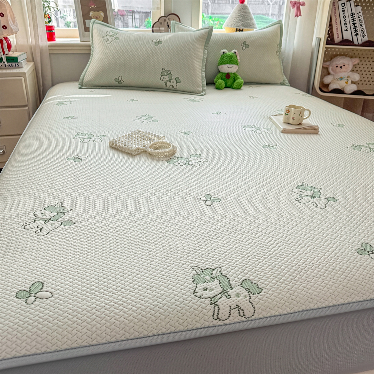 91家纺网 家纺一手货源 找家纺 （总）源舍家纺 2026新款A类PE卡通凉席三件套小红书爆款可水洗空调软席凉感值超0.25萌驹小马床笠款系列