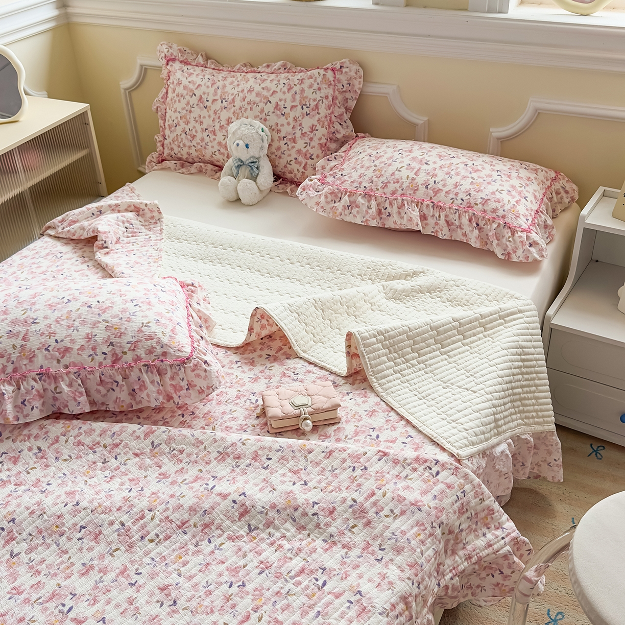 91家纺网 家纺一手货源 找家纺 （总）星光耀 2026春夏新品加厚皱皱纱床盖四件套系列