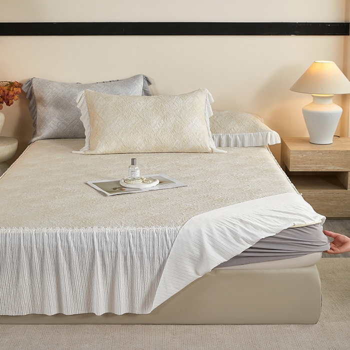 91家纺网 家纺一手货源 找家纺 桂雅居 2026新款进口高分子素夏轻居床裙床笠款凉席三件套（会员减15 控价：不低于298（券后）） 米咖色