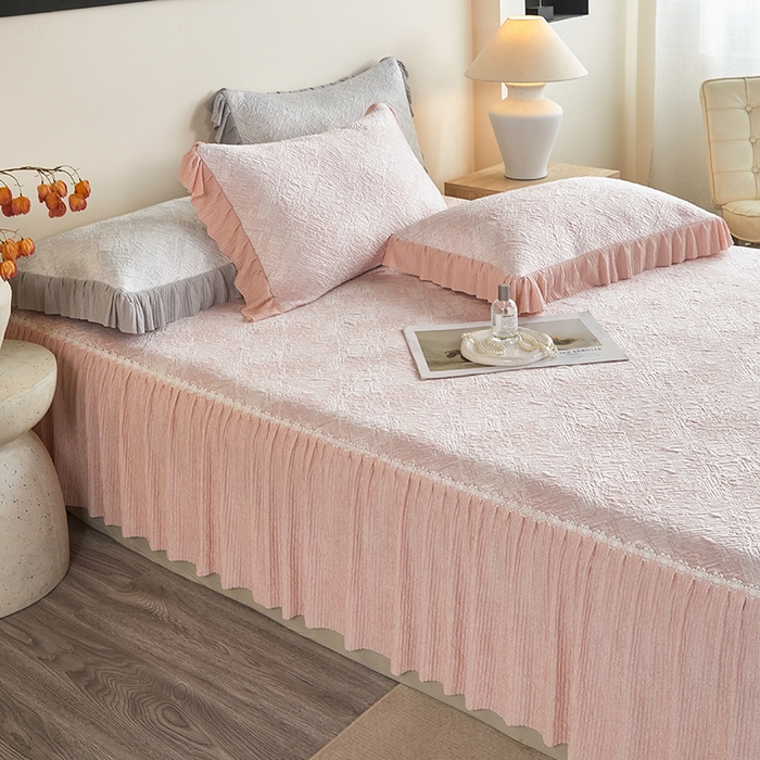 91家纺网 家纺一手货源 找家纺 桂雅居 2026新款进口高分子素夏轻居床裙床笠款凉席三件套（会员减15 控价：不低于298（券后）） 温柔粉