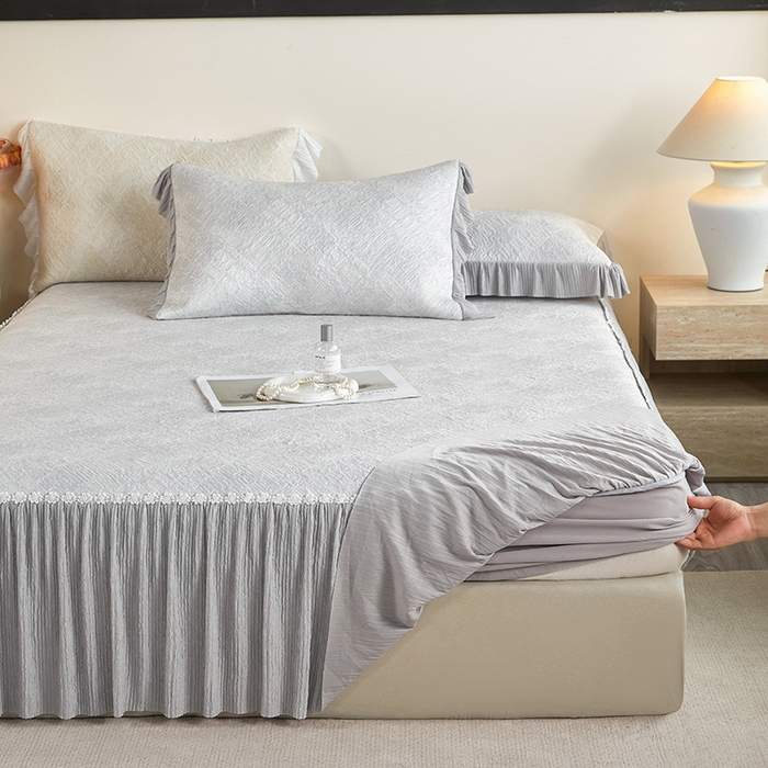 91家纺网 家纺一手货源 找家纺 桂雅居 2026新款进口高分子素夏轻居床裙床笠款凉席三件套（会员减15 控价：不低于298（券后）） 素雅灰