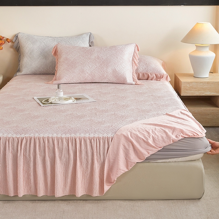 91家纺网 家纺一手货源 找家纺 桂雅居 2026新款进口高分子素夏轻居床裙床笠款凉席三件套（会员减15 控价：不低于298（券后）） 温柔粉