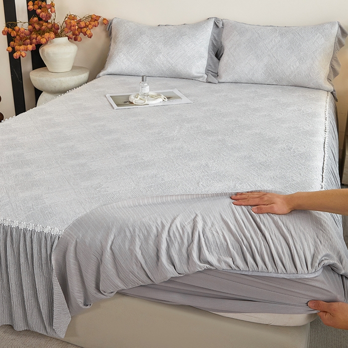 91家纺网 家纺一手货源 找家纺 桂雅居 2026新款进口高分子素夏轻居床裙床笠款凉席三件套（会员减15 控价：不低于298（券后）） 素雅灰