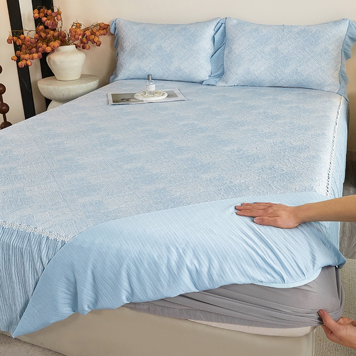 91家纺网 家纺一手货源 找家纺 桂雅居 2026新款进口高分子素夏轻居床裙床笠款凉席三件套（会员减15 控价：不低于298（券后）） 薄荷蓝