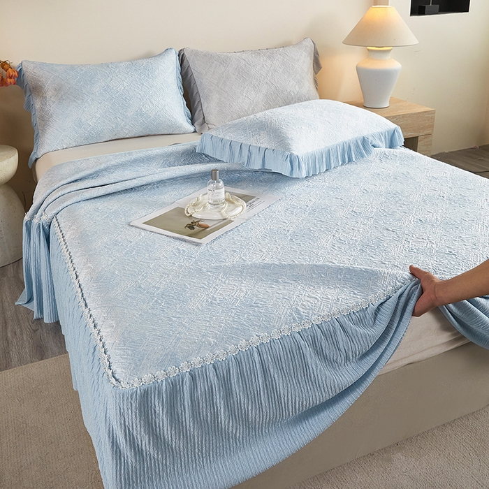 91家纺网 家纺一手货源 找家纺 桂雅居 2026新款进口高分子素夏轻居床裙床笠款凉席三件套（会员减15 控价：不低于298（券后）） 薄荷蓝