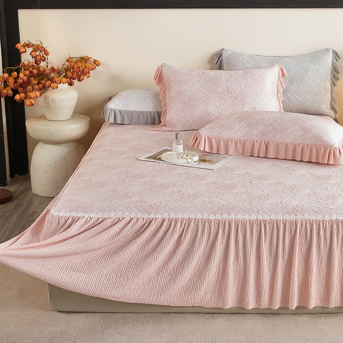 91家纺网 家纺一手货源 找家纺 桂雅居 2026新款进口高分子素夏轻居床裙床笠款凉席三件套（会员减15 控价：不低于298（券后）） 温柔粉