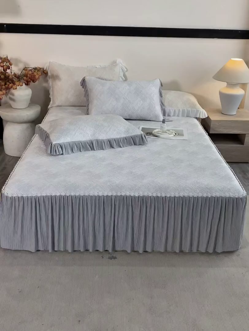 91家纺网 家纺一手货源 找家纺 （总）桂雅居 2026新款进口高分子素夏轻居床裙床笠款凉席三件套（会员减15 控价：不低于298（券后））
