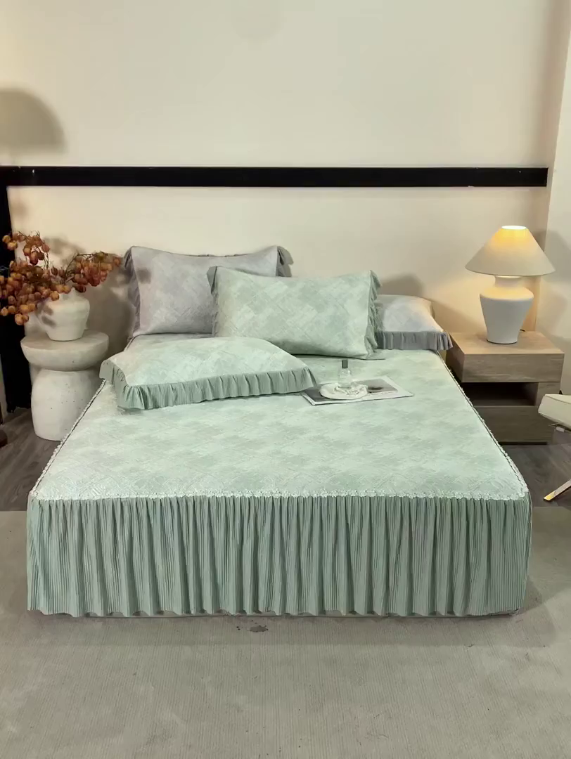 91家纺网 家纺一手货源 找家纺 桂雅居 2026新款进口高分子素夏轻居床裙床笠款凉席三件套（会员减15 控价：不低于298（券后）） 清新绿