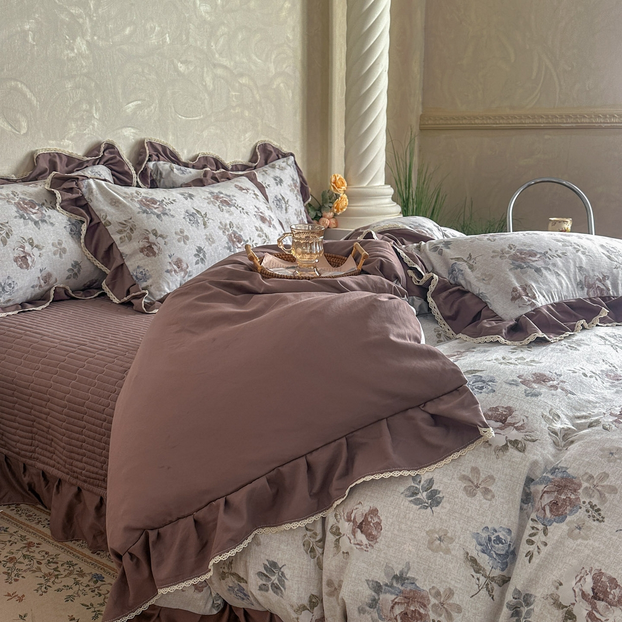 91家纺网 家纺一手货源 找家纺 星光耀 2026新款A类高克重斜纹云柔棉床盖四件套 茶礼·梅子红