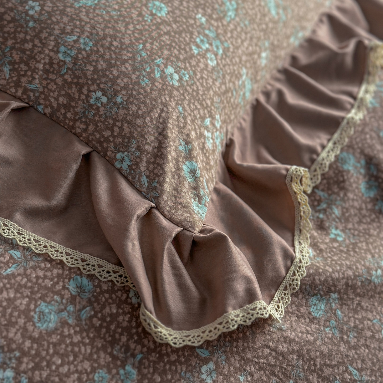 91家纺网 家纺一手货源 找家纺 星光耀 2026新款A类高克重斜纹云柔棉床盖四件套 花棠