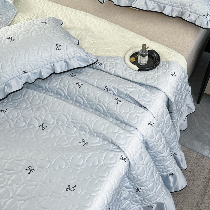 91家纺网 家纺一手货源 找家纺 星光耀 2026新款水洗真丝夏被床盖四件套 蝴蝶结海盐蓝