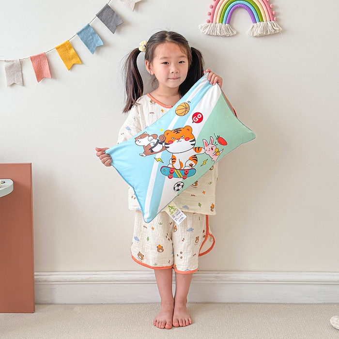 2026新款卡通儿童枕头婴幼儿园可爱小枕头30*50cm 动物运动会