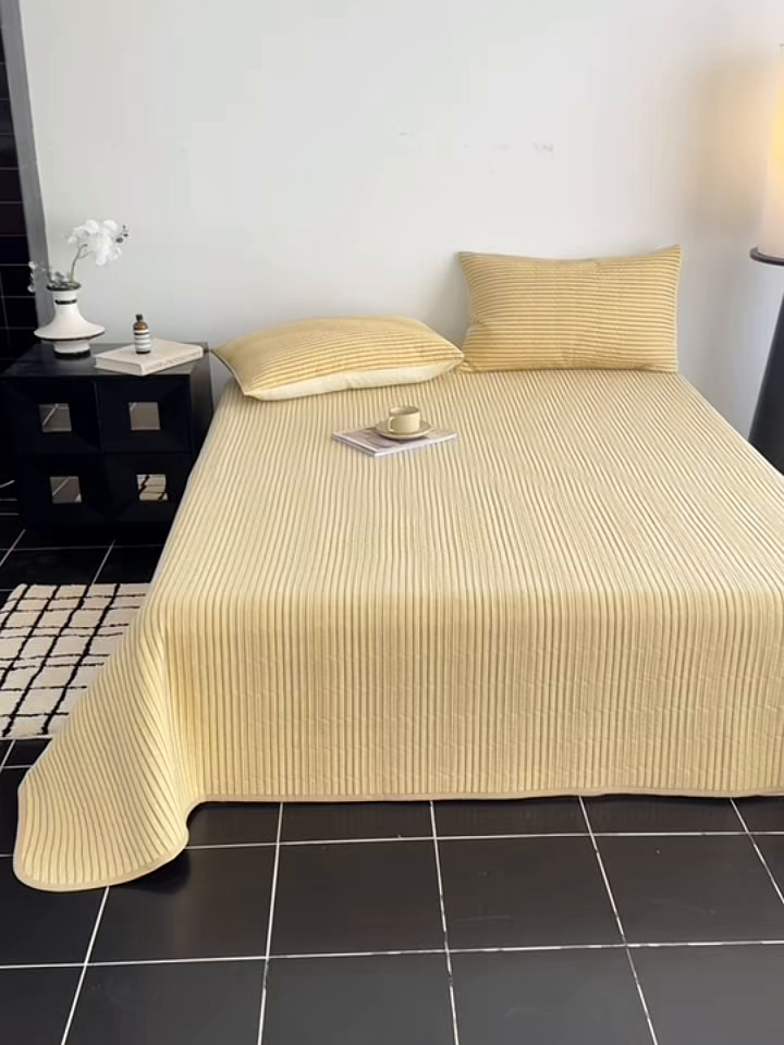 91家纺网 家纺一手货源 找家纺 （总）妮可 2026新款全棉色织水洗棉床盖四件套-伦敦生活系列