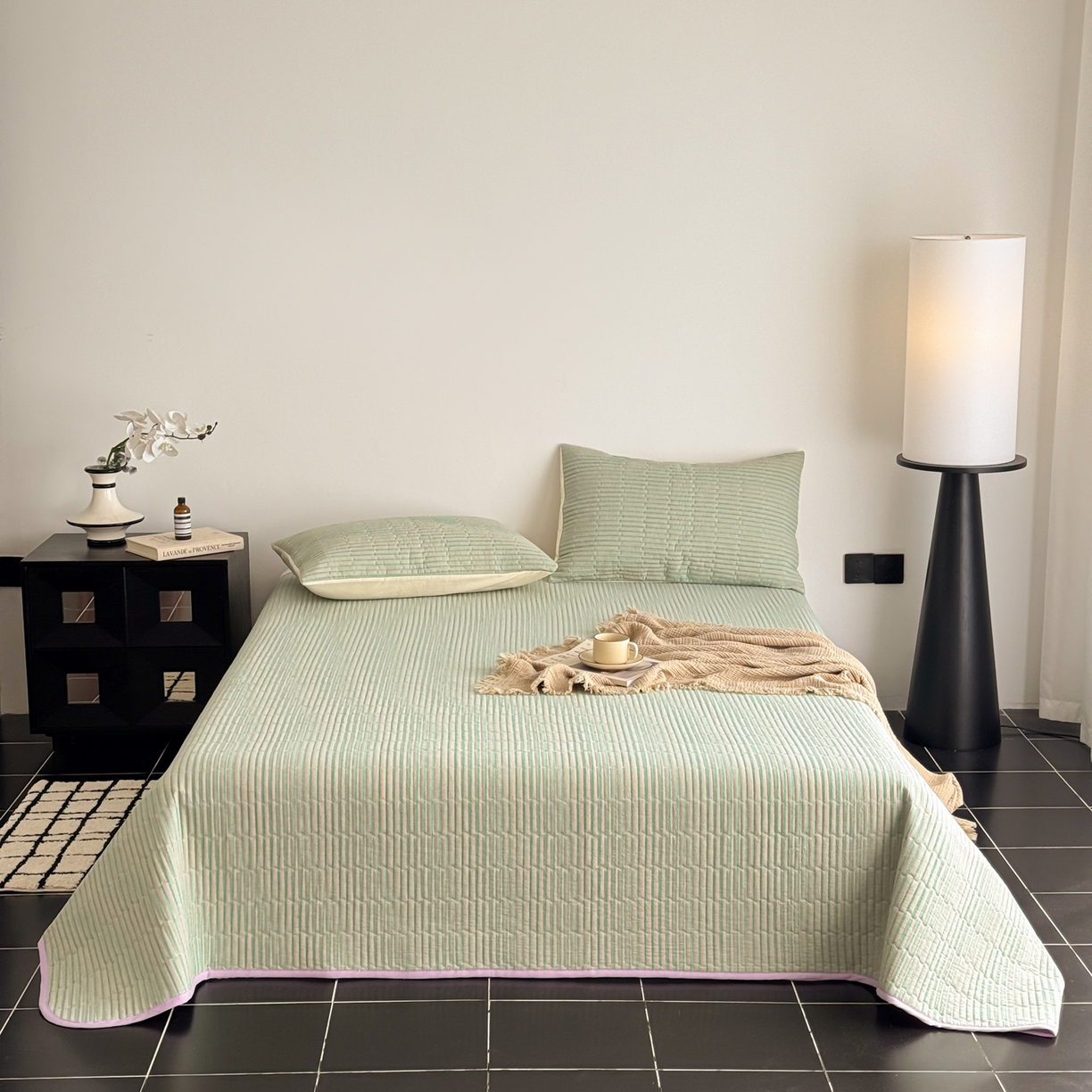 91家纺网 家纺一手货源 找家纺 妮可 2026新款全棉色织水洗棉床盖四件套-伦敦生活系列 伦敦生活-绿紫