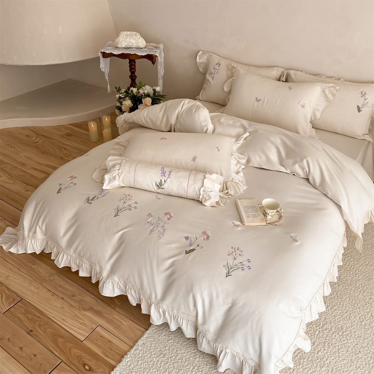 91家纺网 家纺一手货源 找家纺 （总）树下 2026新款高支高密缎纹棉麻四件套法式刺绣蕾丝花边高密度四件套-蝶野