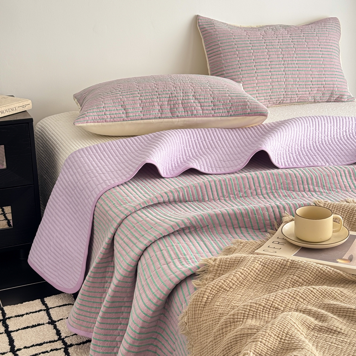91家纺网 家纺一手货源 找家纺 妮可 2026新款全棉色织水洗棉床盖四件套-伦敦生活系列 伦敦生活-紫韵