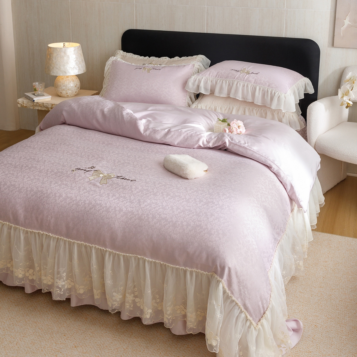 91家纺网 家纺一手货源 找家纺 优贝家纺 2026新款提花冰丝刺绣床盖四件套 蝴蝶结-雅紫