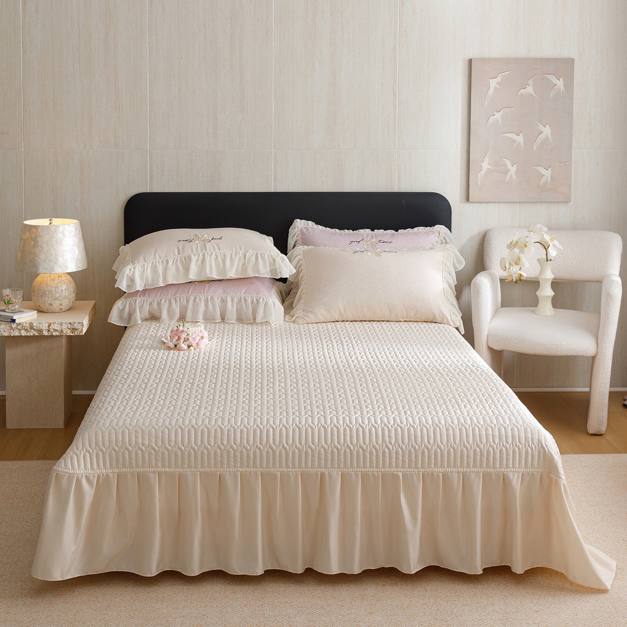 91家纺网 家纺一手货源 找家纺 优贝家纺 2026新款提花冰丝刺绣床盖四件套 蝴蝶结-奶白