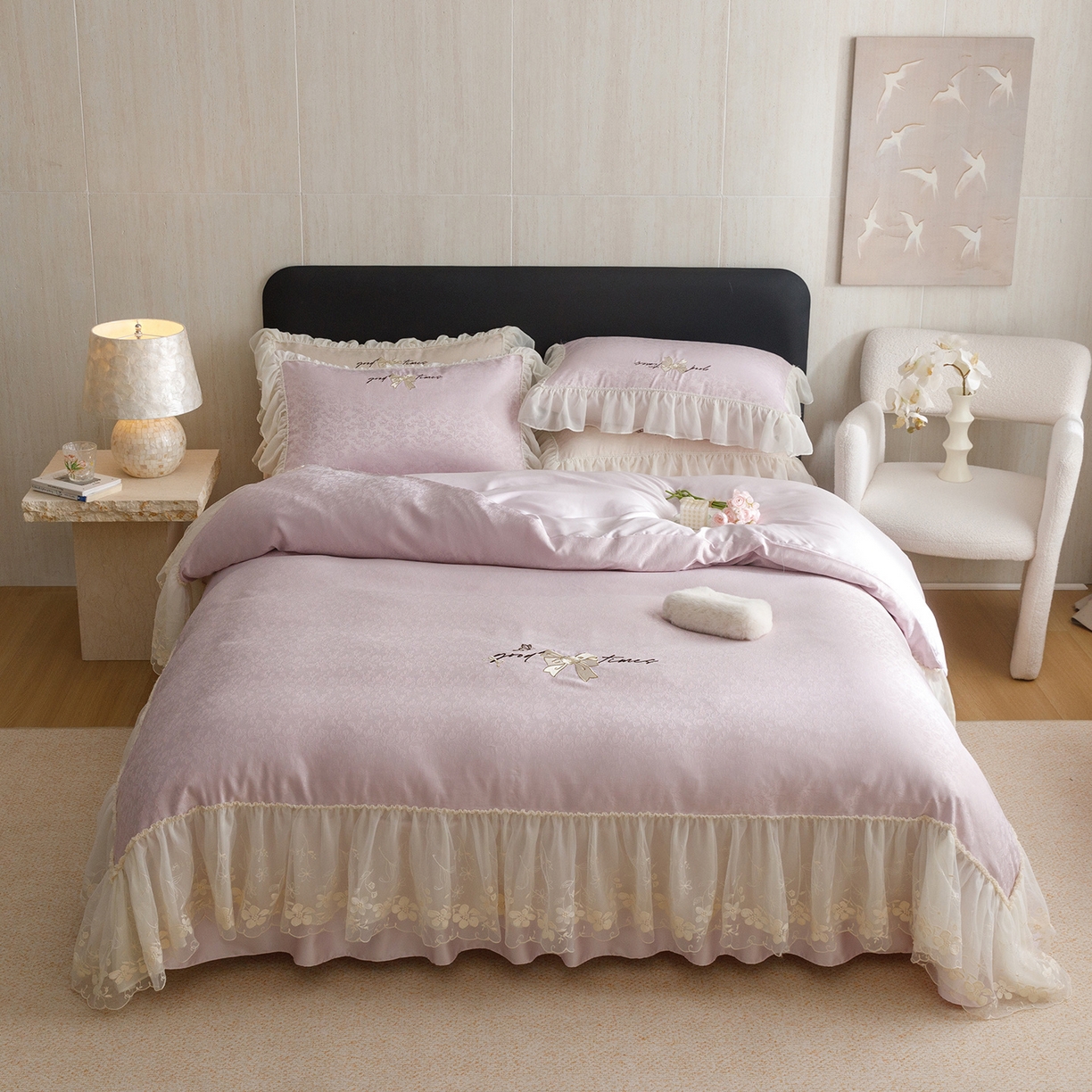 91家纺网 家纺一手货源 找家纺 优贝家纺 2026新款提花冰丝刺绣床盖四件套 蝴蝶结-雅紫