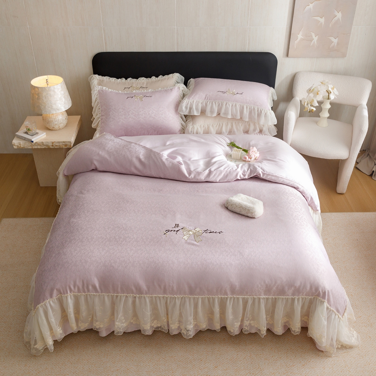 91家纺网 家纺一手货源 找家纺 绒棉世家 2026新款提花冰丝刺绣床盖四件套 蝴蝶结-雅紫