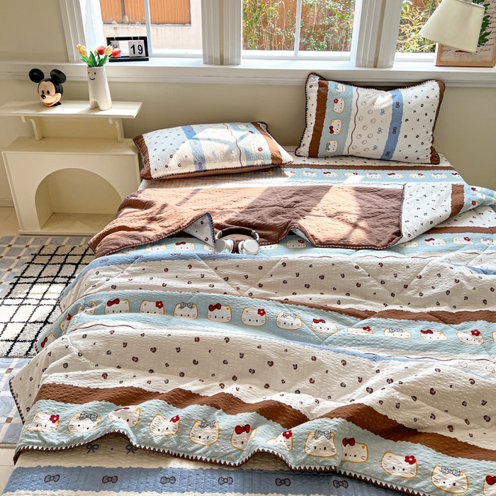 91家纺网 家纺一手货源 找家纺 欧尚 2026新款泡芙纱三角针床盖夏被四件套 KT 猫