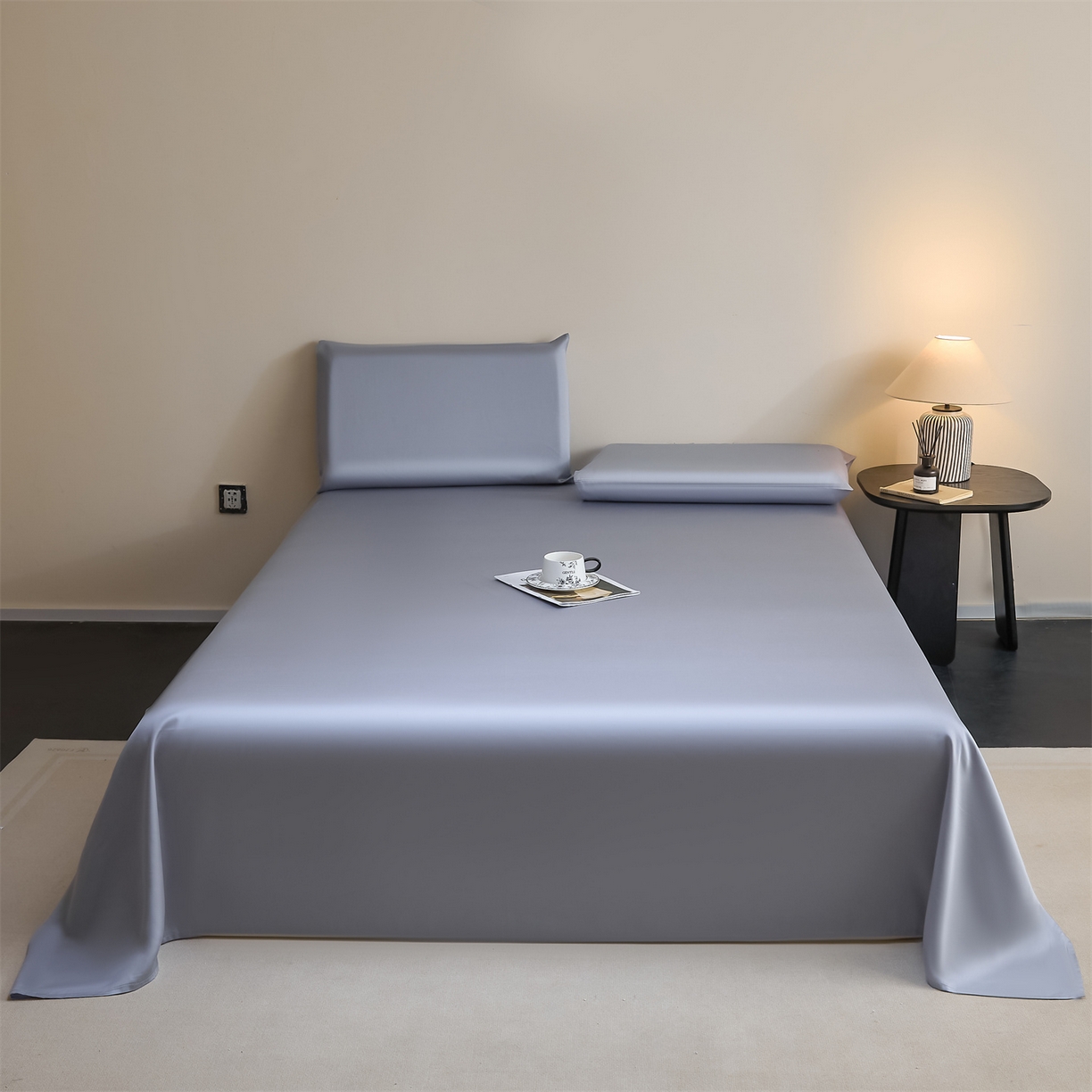 91家纺网 家纺一手货源 找家纺 DC 2026新款莱赛尔天丝纯色单品床单 极光蓝