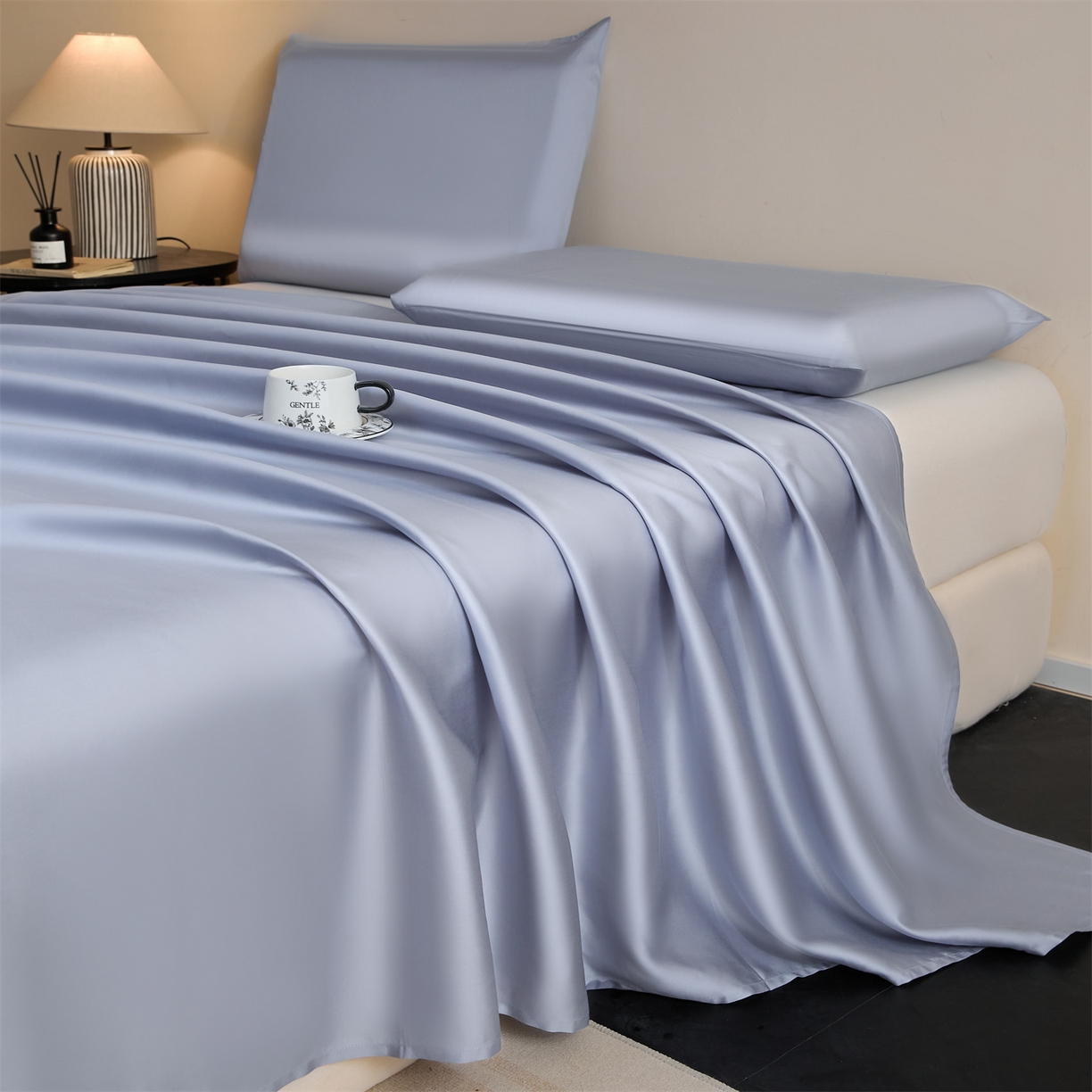 91家纺网 家纺一手货源 找家纺 DC 2026新款莱赛尔天丝纯色单品床单 极光蓝