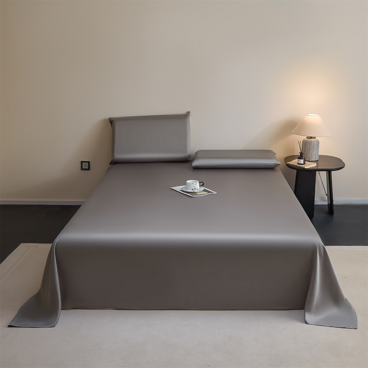 91家纺网 家纺一手货源 找家纺 DC 2026新款莱赛尔天丝纯色单品床单 经典灰