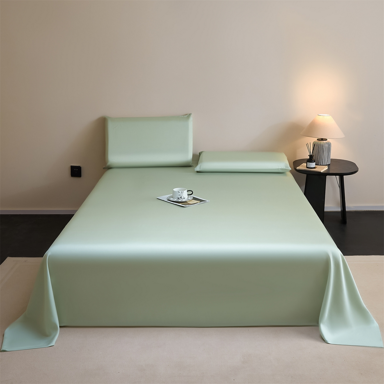 91家纺网 家纺一手货源 找家纺 DC 2026新款莱赛尔天丝纯色单品床单 亚丁绿