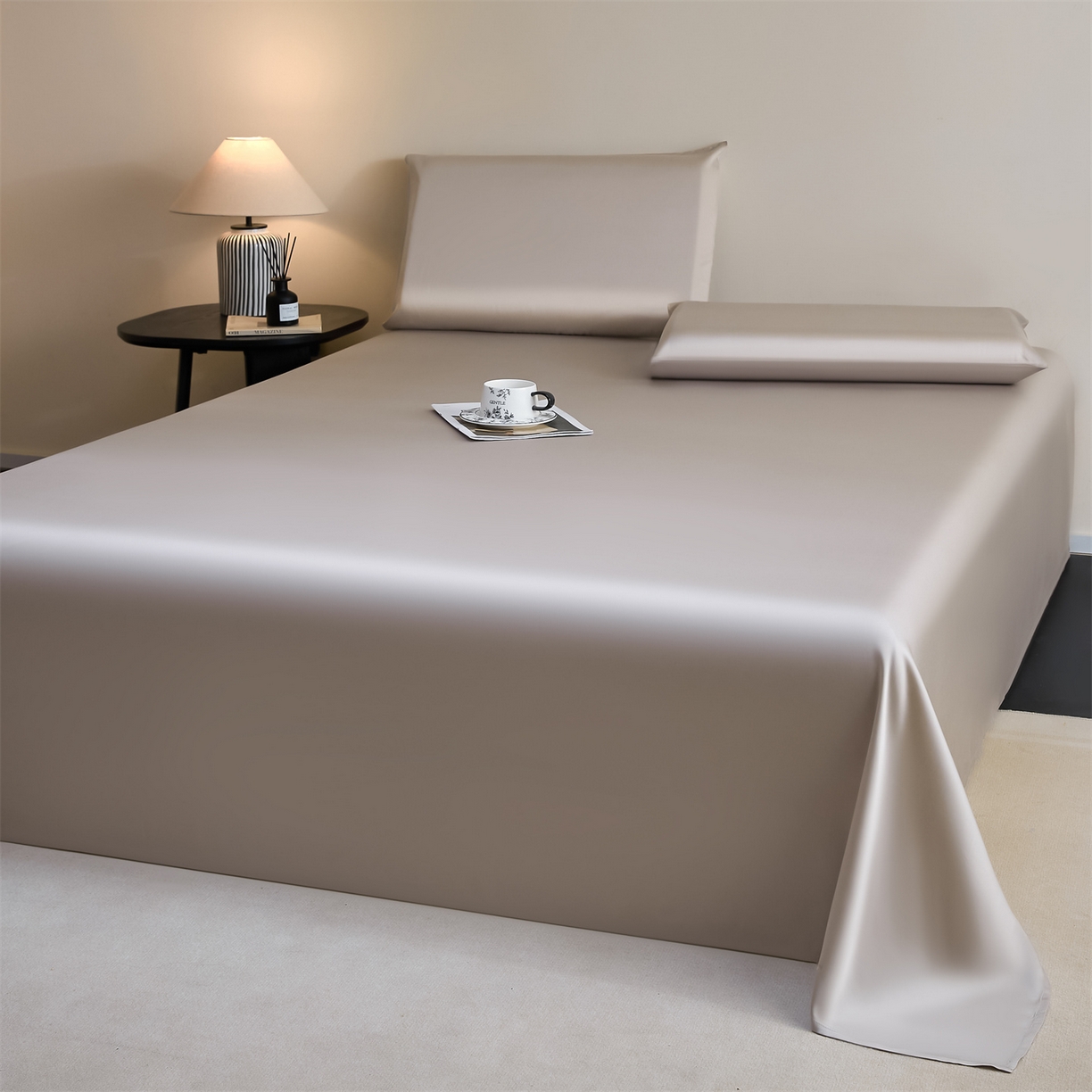 91家纺网 家纺一手货源 找家纺 DC 2026新款莱赛尔天丝纯色单品床单 流沙灰