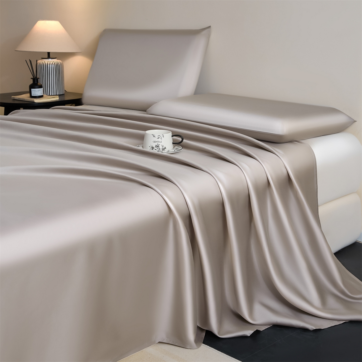 91家纺网 家纺一手货源 找家纺 DC 2026新款莱赛尔天丝纯色单品床单 流沙灰