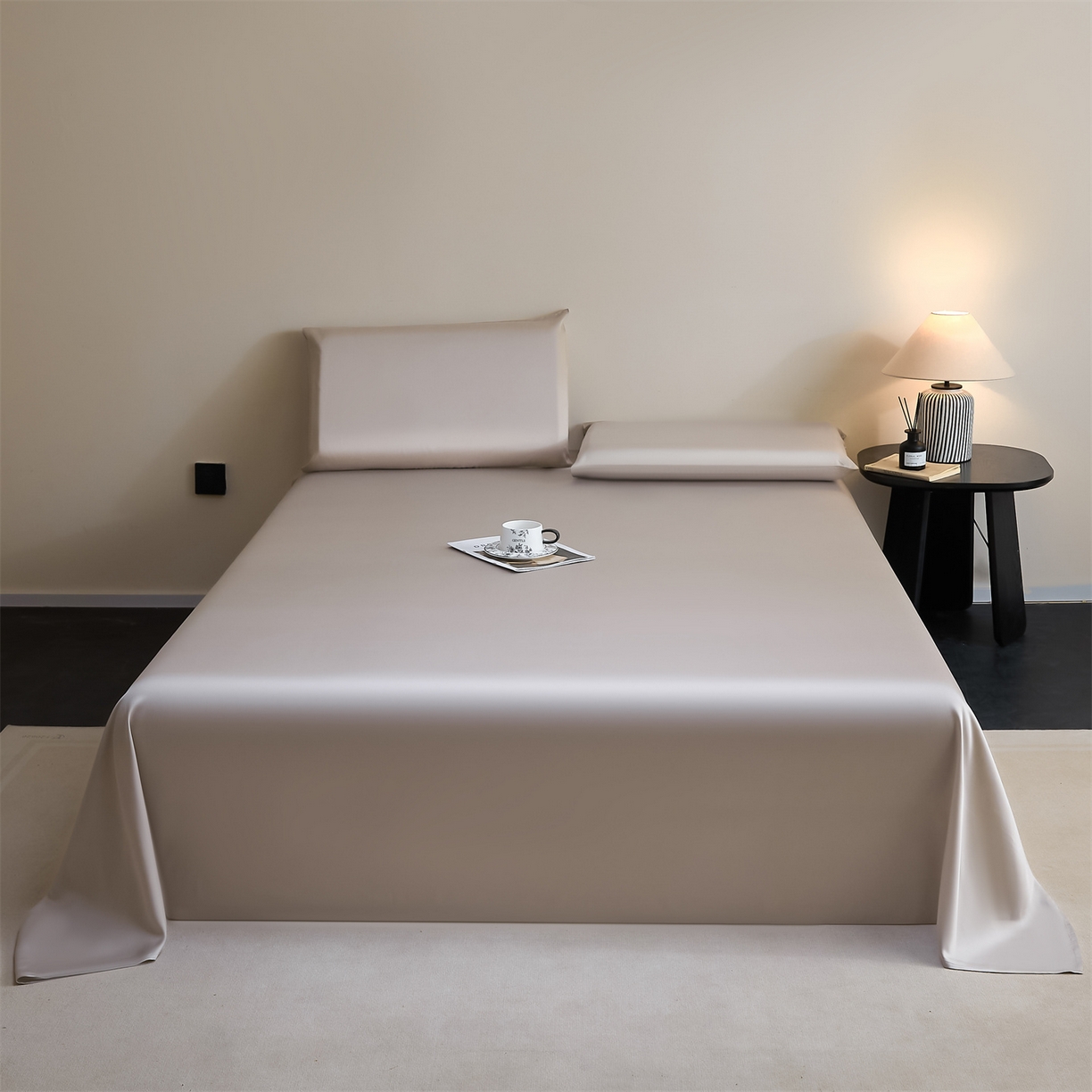 91家纺网 家纺一手货源 找家纺 DC 2026新款莱赛尔天丝纯色单品床单 流沙灰