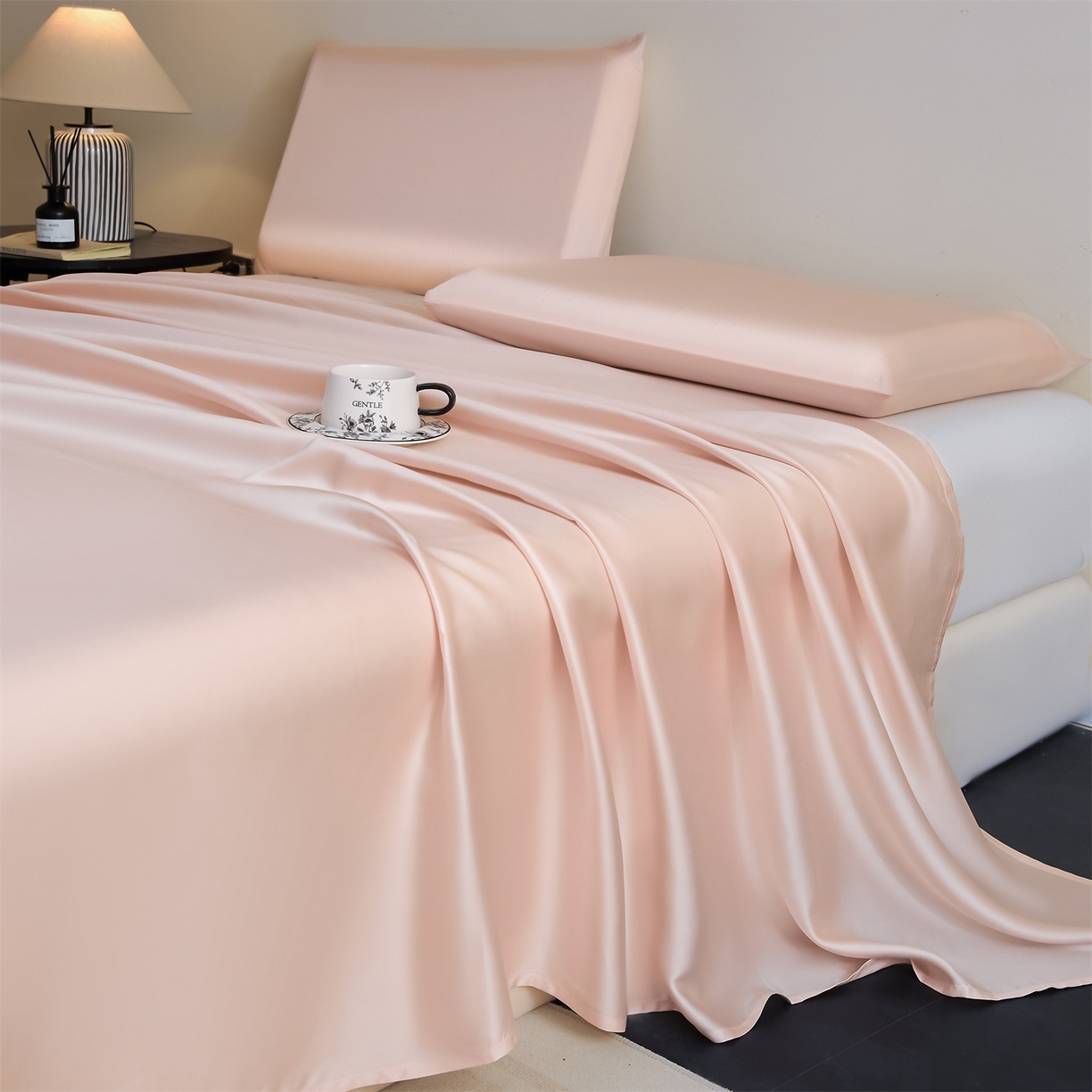 91家纺网 家纺一手货源 找家纺 DC 2026新款莱赛尔天丝纯色单品床单 素粉