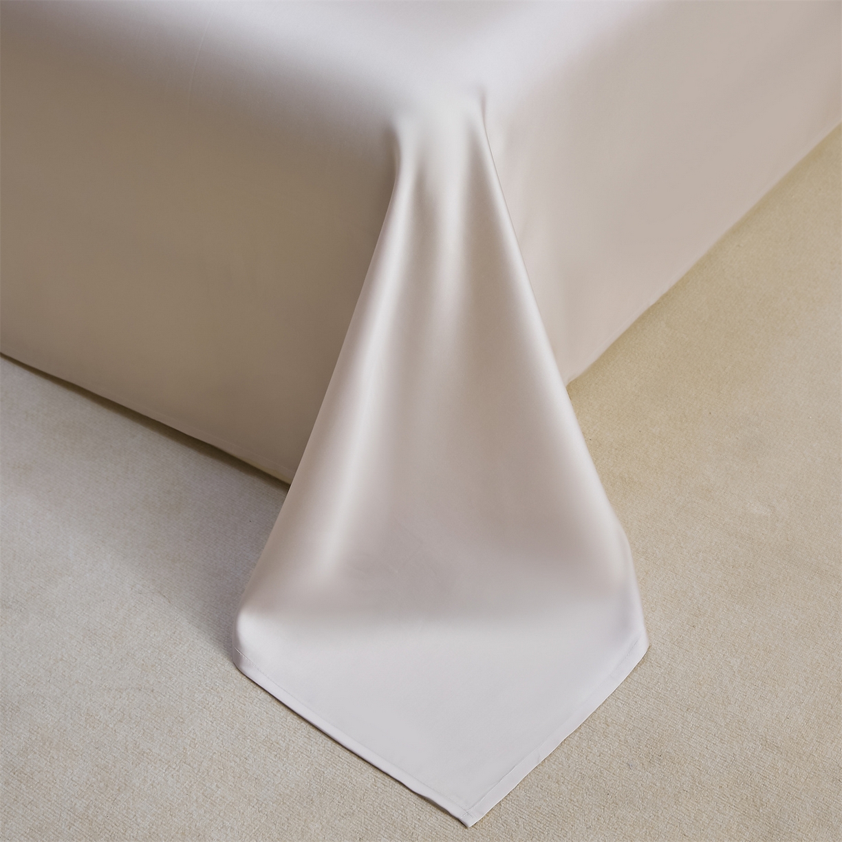 91家纺网 家纺一手货源 找家纺 DC 2026新款莱赛尔天丝纯色单品床单 椰子灰