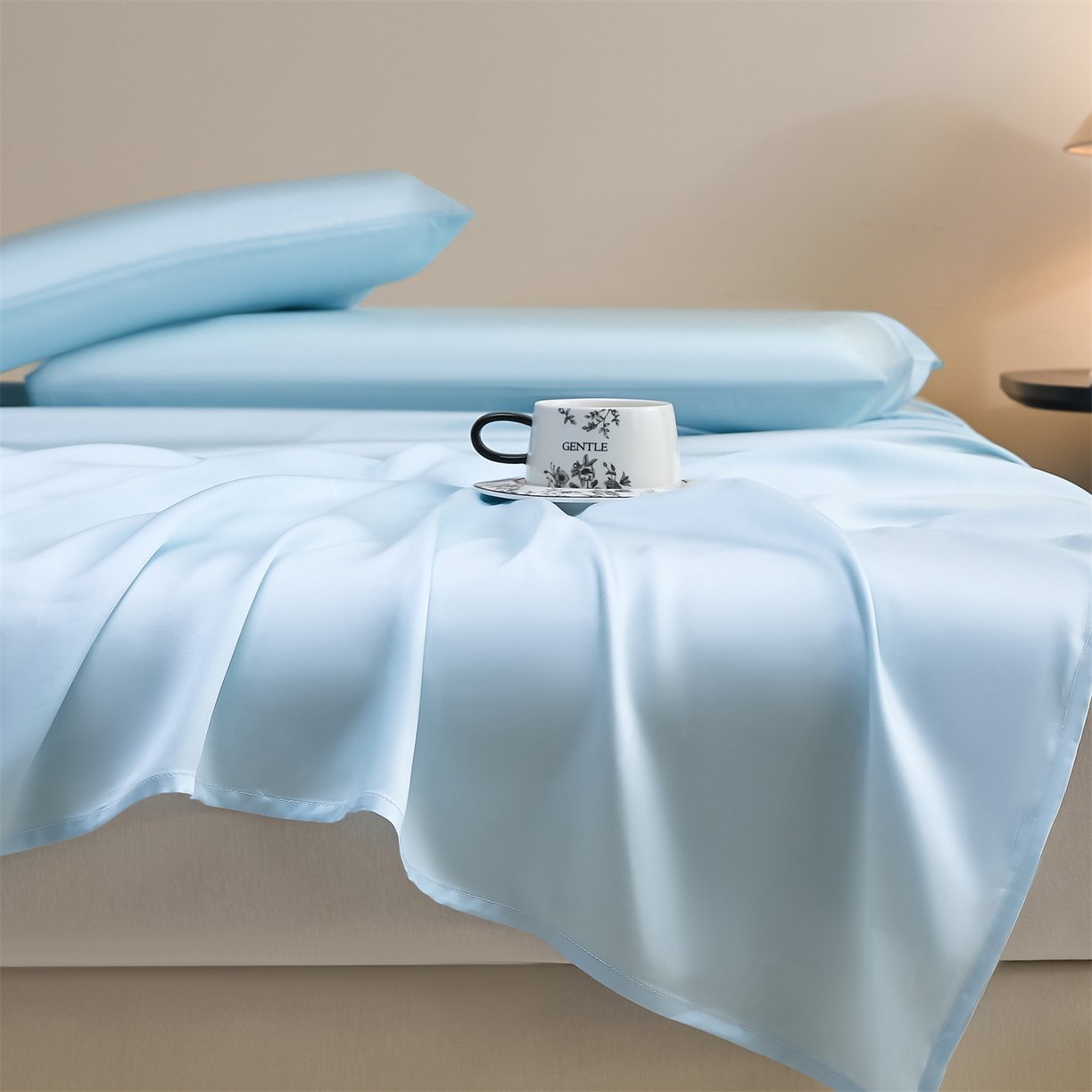 91家纺网 家纺一手货源 找家纺 DC 2026新款莱赛尔天丝纯色单品床单 淡海蓝