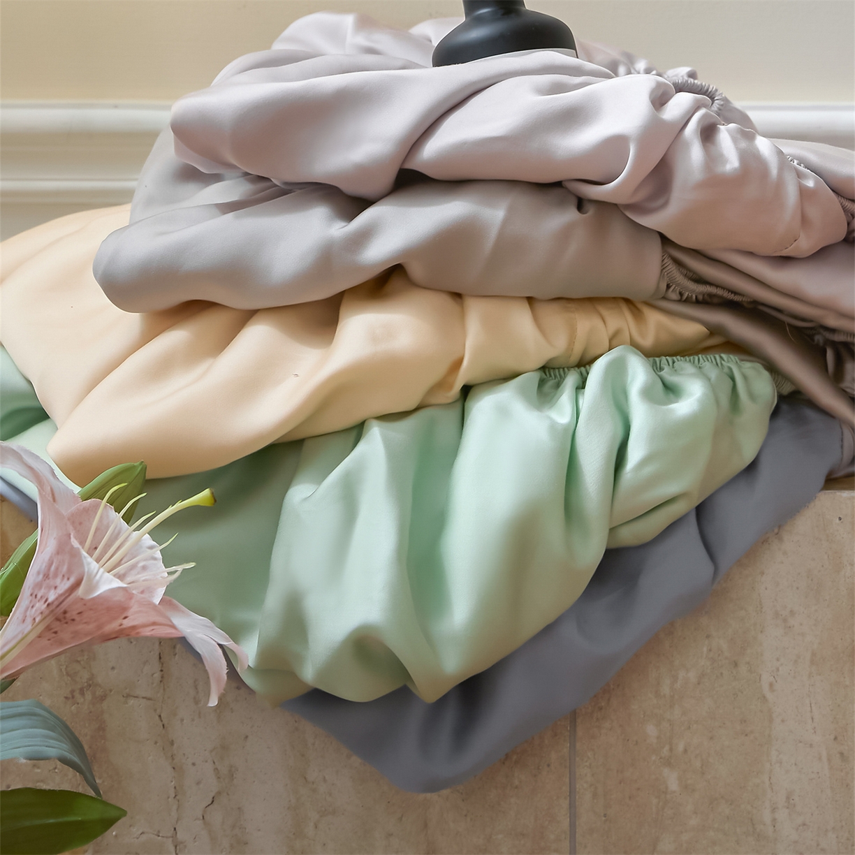 91家纺网 家纺一手货源 找家纺 DC 2026新款莱赛尔天丝纯色单品床笠 叠拍