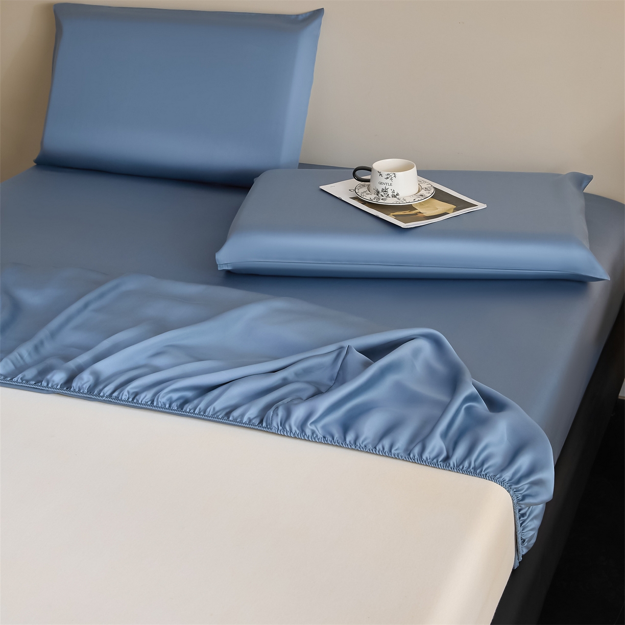 91家纺网 家纺一手货源 找家纺 DC 2026新款莱赛尔天丝纯色单品床笠 梵高蓝