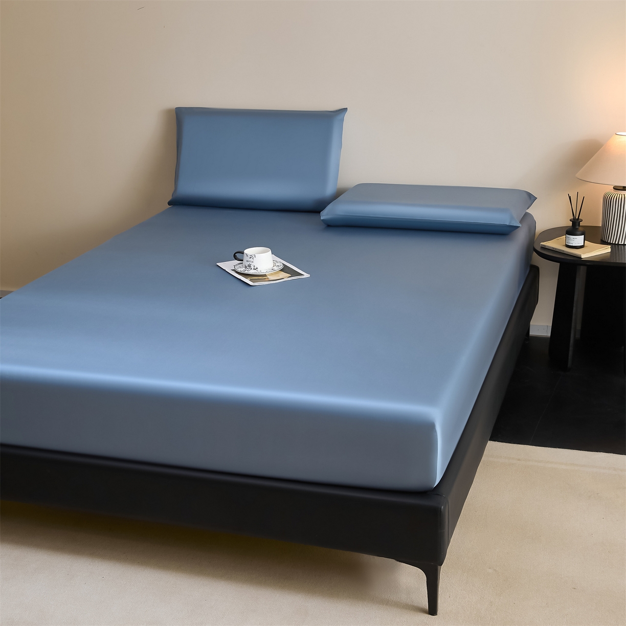 91家纺网 家纺一手货源 找家纺 DC 2026新款莱赛尔天丝纯色单品床笠 梵高蓝