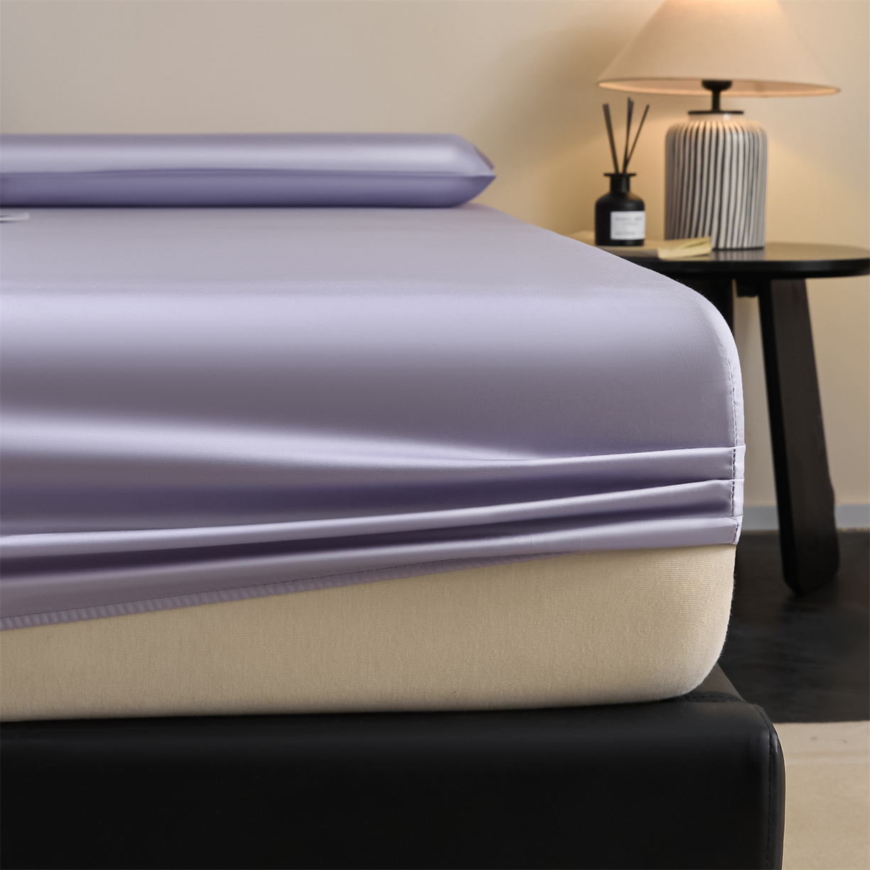 91家纺网 家纺一手货源 找家纺 DC 2026新款莱赛尔天丝纯色单品床笠 风信紫