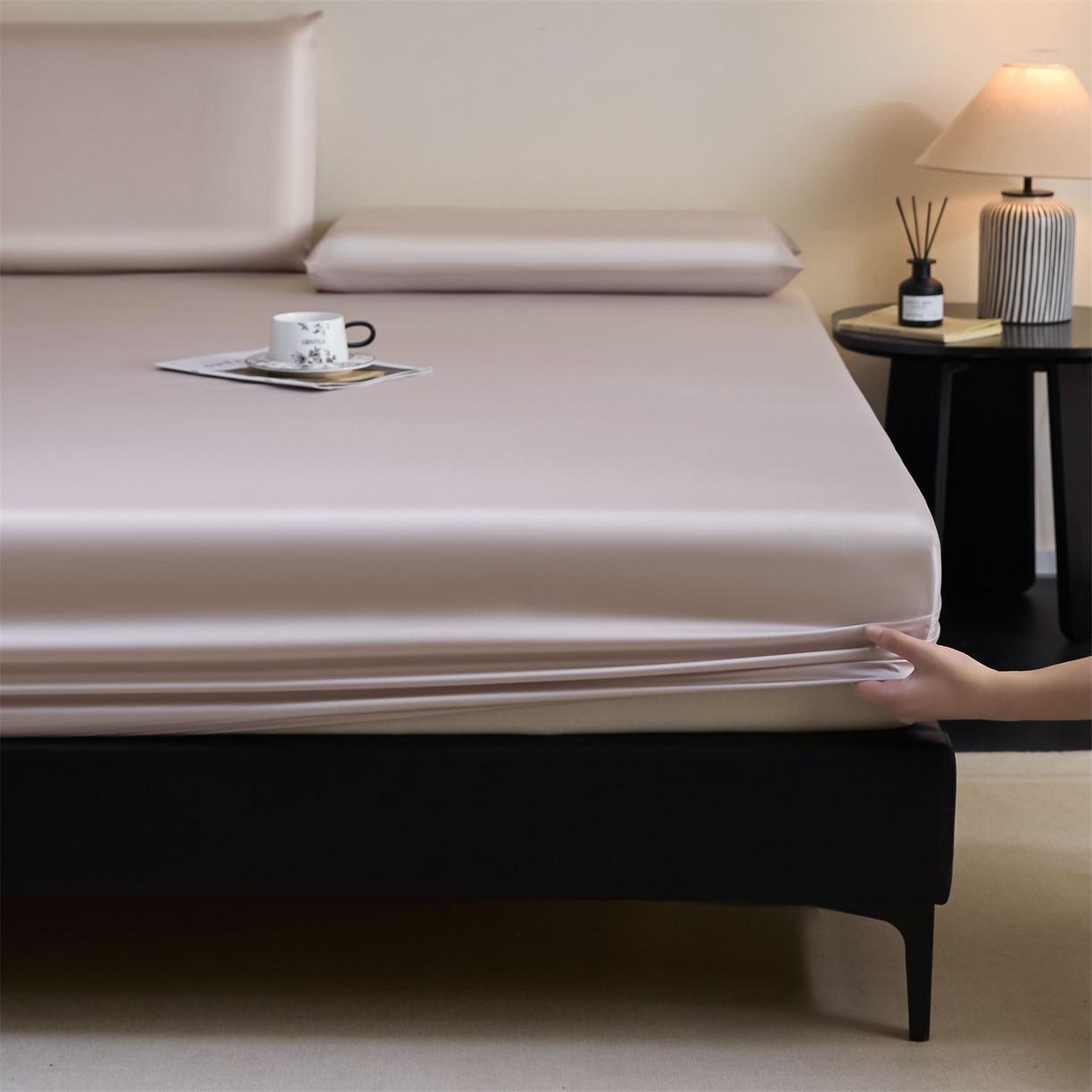 91家纺网 家纺一手货源 找家纺 DC 2026新款莱赛尔天丝纯色单品床笠 浅茶