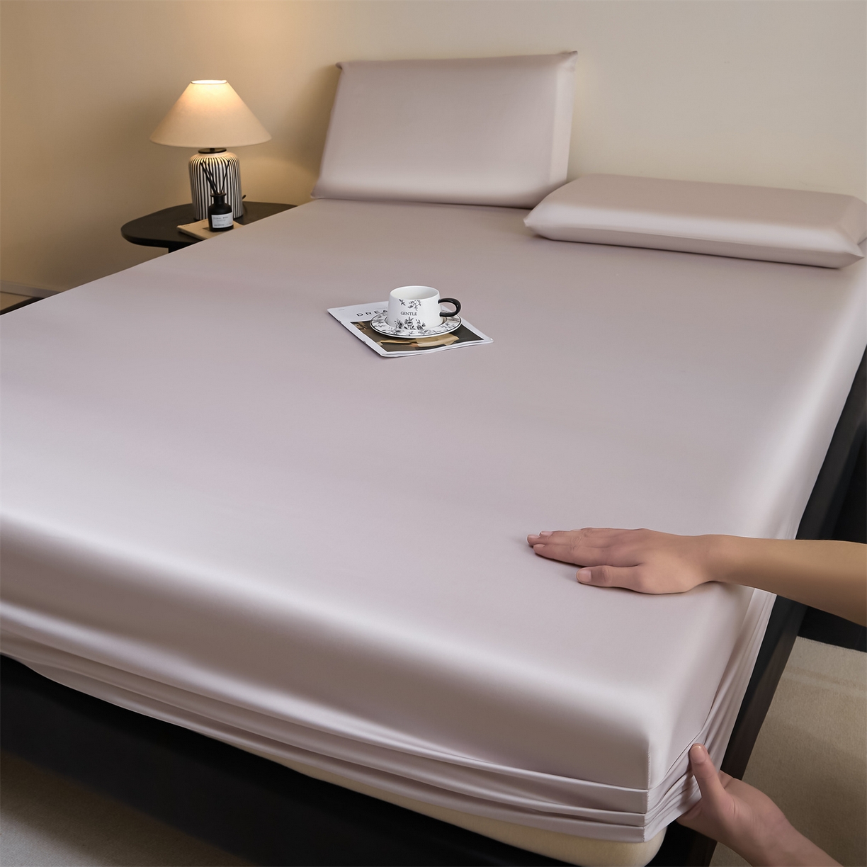 91家纺网 家纺一手货源 找家纺 DC 2026新款莱赛尔天丝纯色单品床笠 浅茶