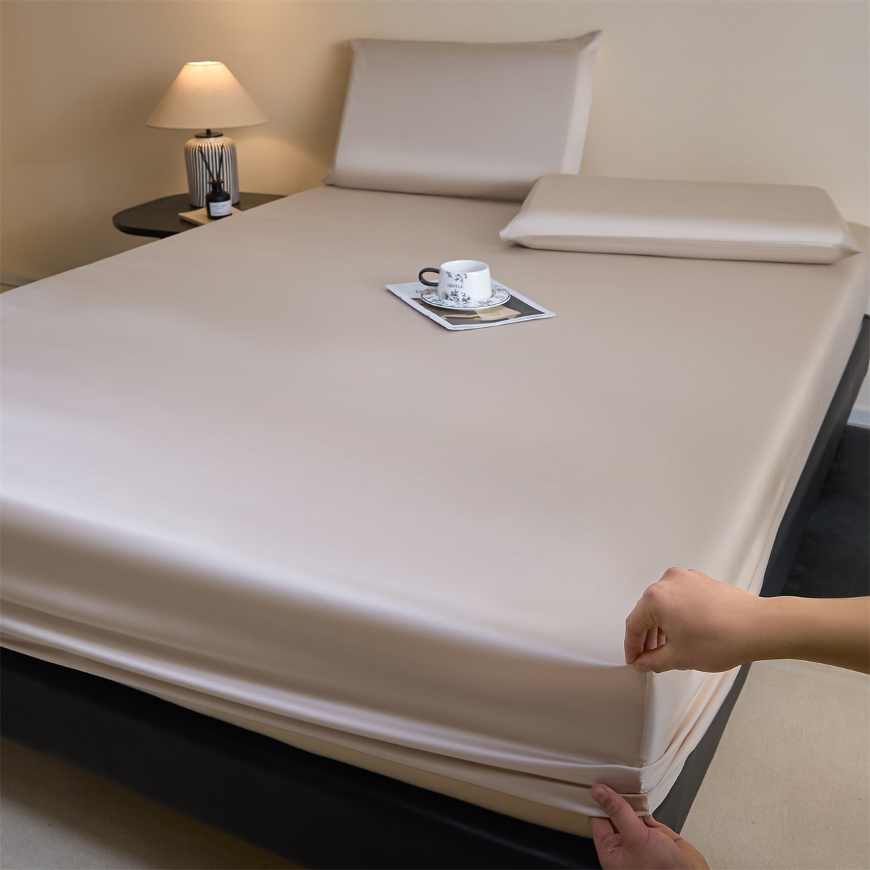 91家纺网 家纺一手货源 找家纺 DC 2026新款莱赛尔天丝纯色单品床笠 流沙灰