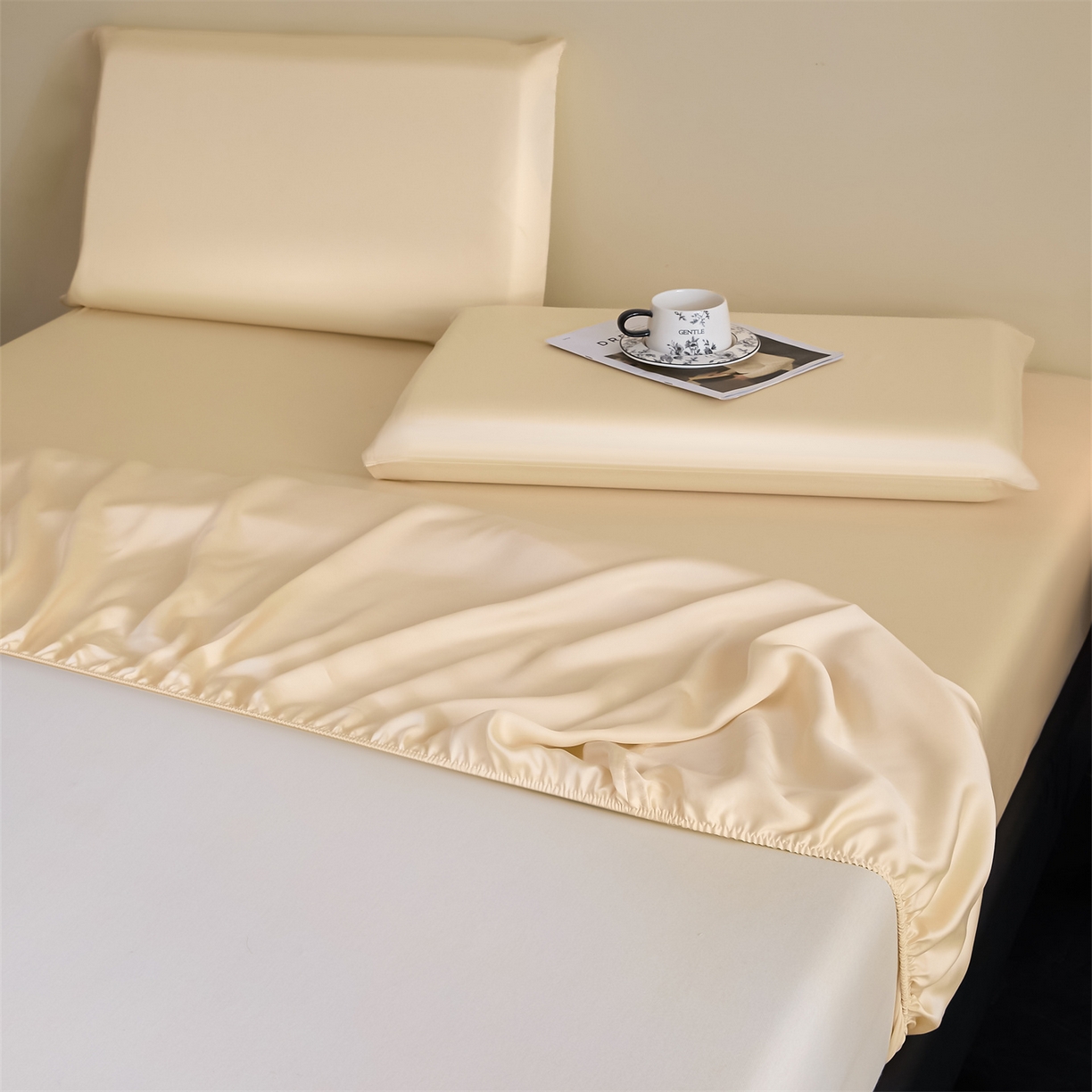 91家纺网 家纺一手货源 找家纺 DC 2026新款莱赛尔天丝纯色单品床笠 杏白