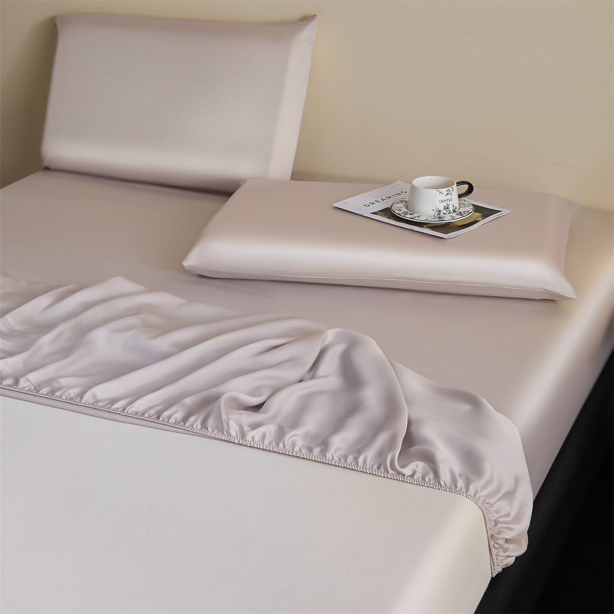 91家纺网 家纺一手货源 找家纺 DC 2026新款莱赛尔天丝纯色单品床笠 浅茶