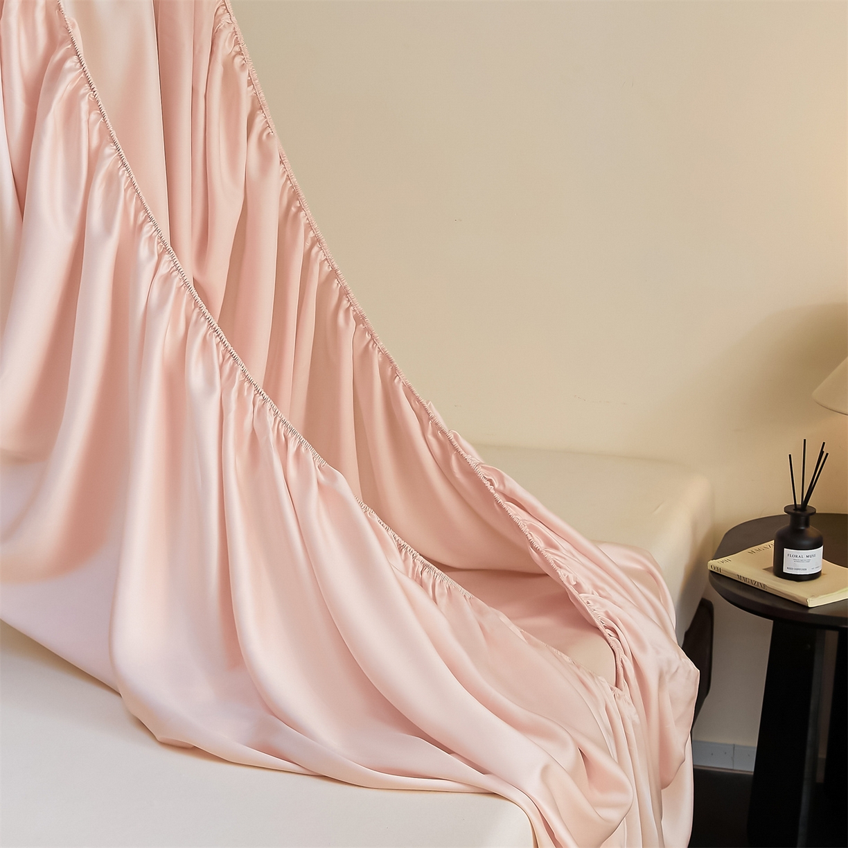 91家纺网 家纺一手货源 找家纺 DC 2026新款莱赛尔天丝纯色单品床笠 素粉