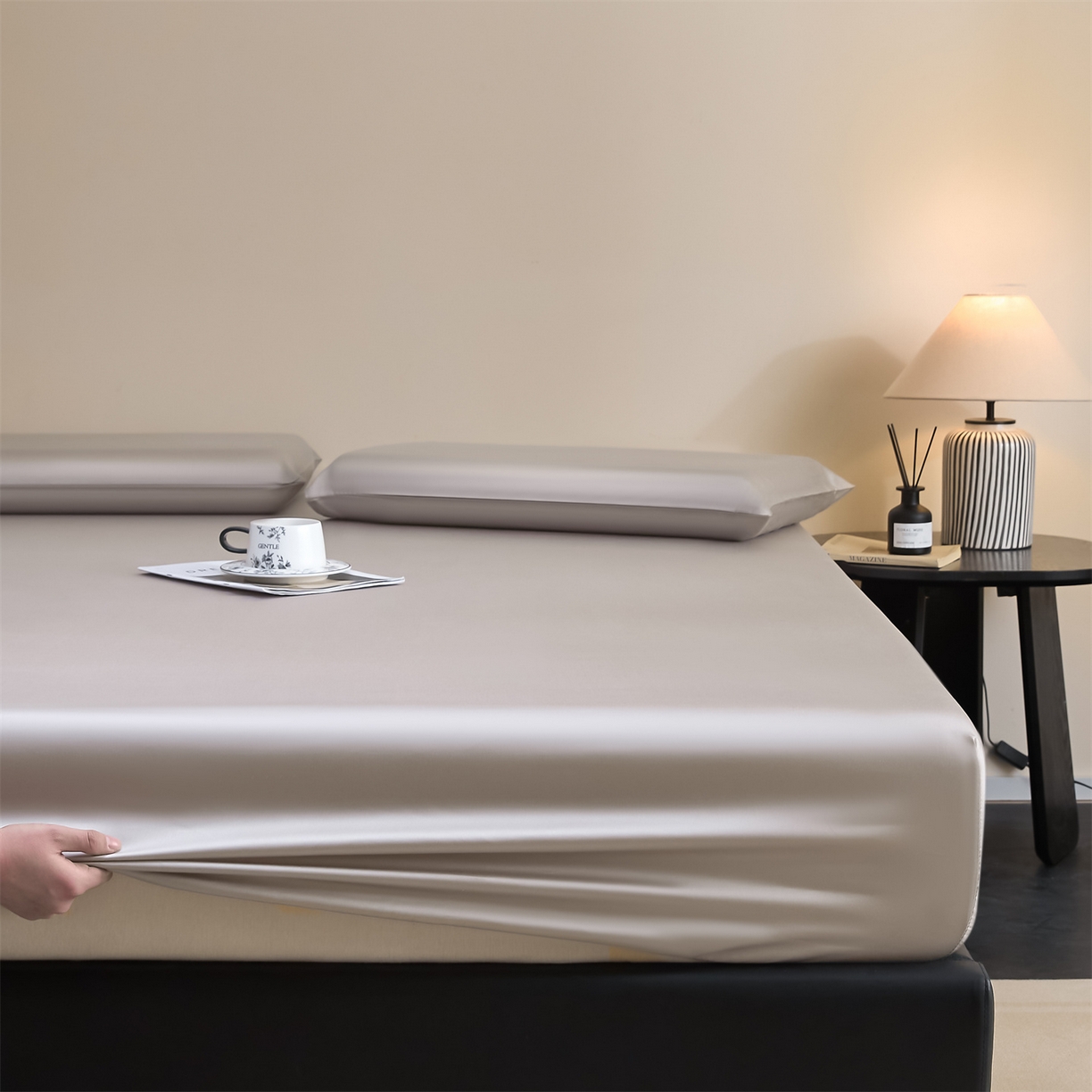 91家纺网 家纺一手货源 找家纺 DC 2026新款莱赛尔天丝纯色单品床笠 椰子灰