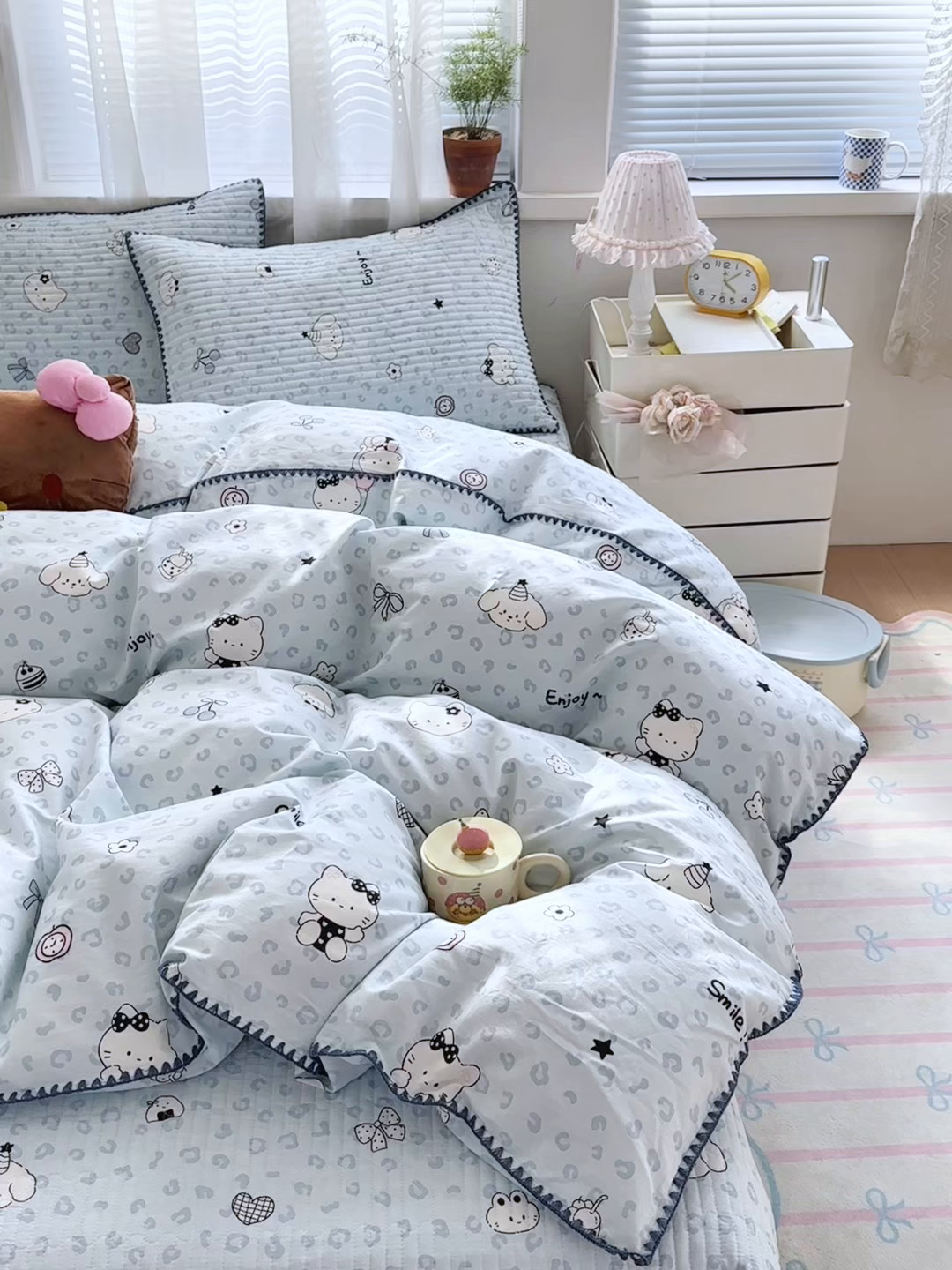 91家纺网 家纺一手货源 找家纺 妮可 2026新款贝壳边双面全棉床盖四件套 豹纹猫咪